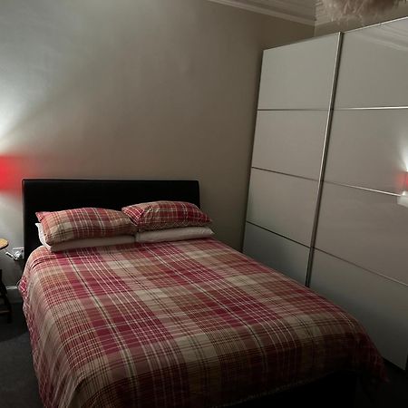 The Old Post Office Double Room Карнусти Экстерьер фото
